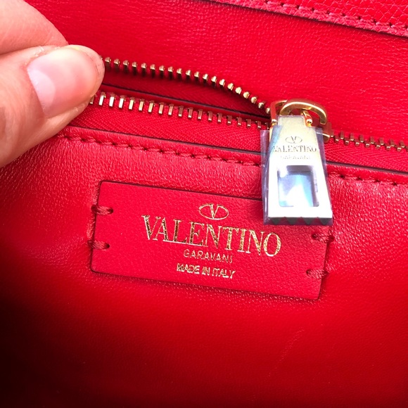 New Valentino VSLING Lipstick Red Leather Bag Satchel Medium Rockstud Perfect - Picture 13 of 16